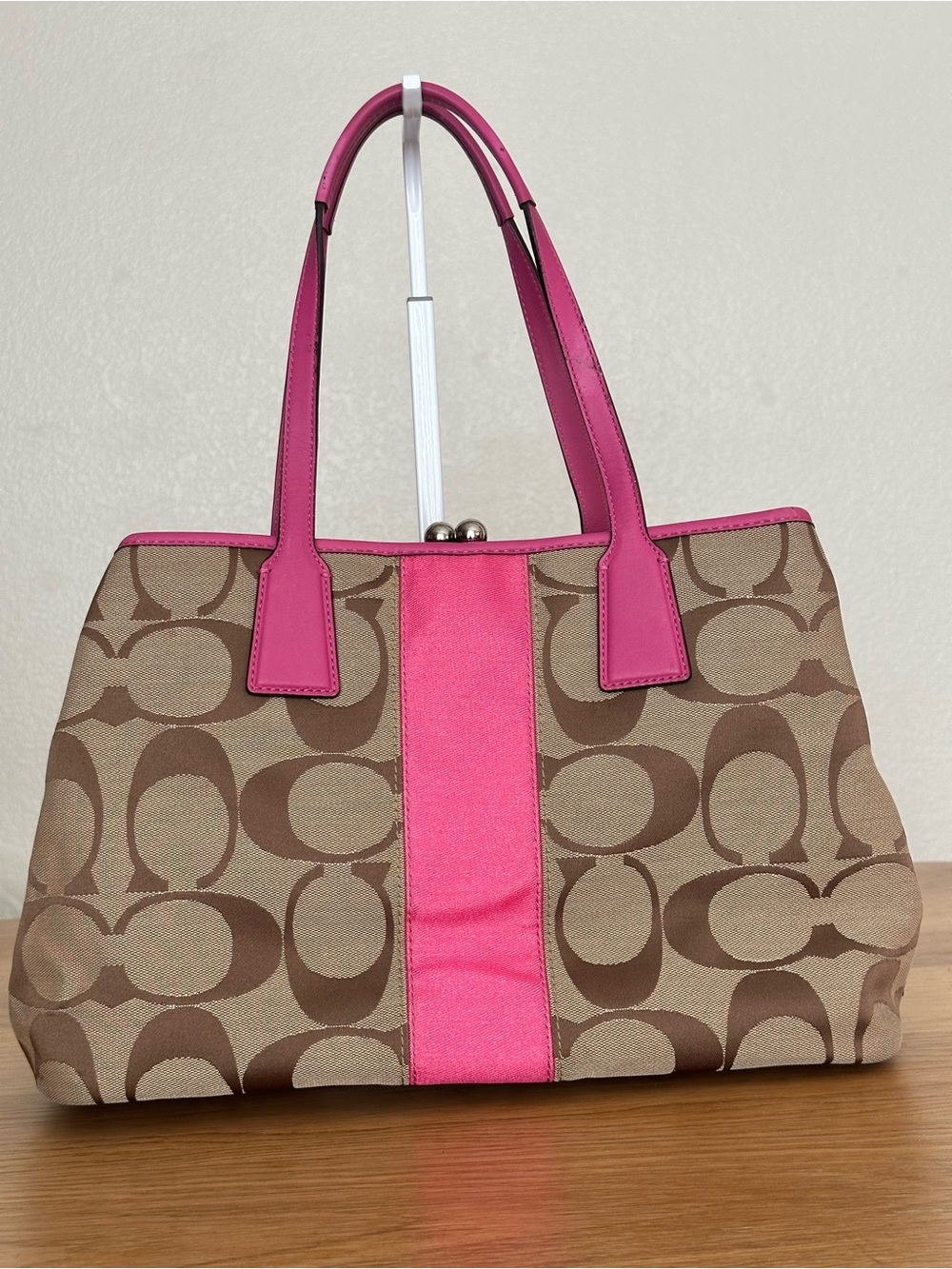 Coach Mono Shoulder Bag - Picture 3 of 15